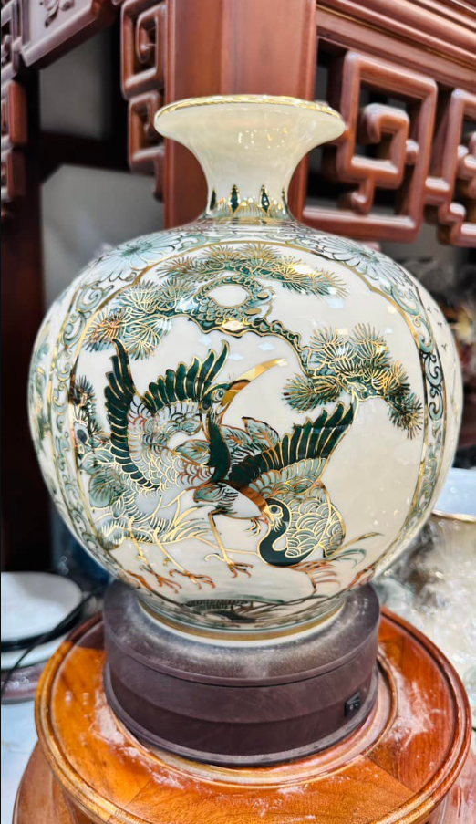BÌNH HÚT TÀI LỘC TỨ CẢNH VẼ BO VÀNG KIM 4